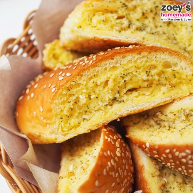 蒜香面包 Homemade Garlic Bread (4pcs)